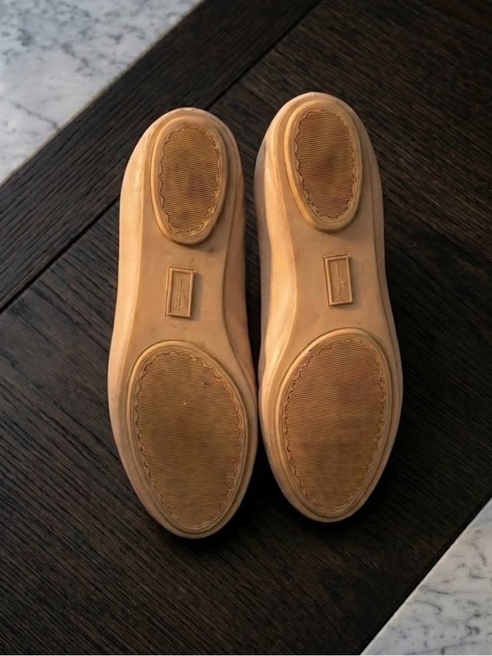 Salvatore Ferragamo Blush Pink Leather Vignola Gancio Scrunch Flats - Size 6.5 C - Picture 5 of 8